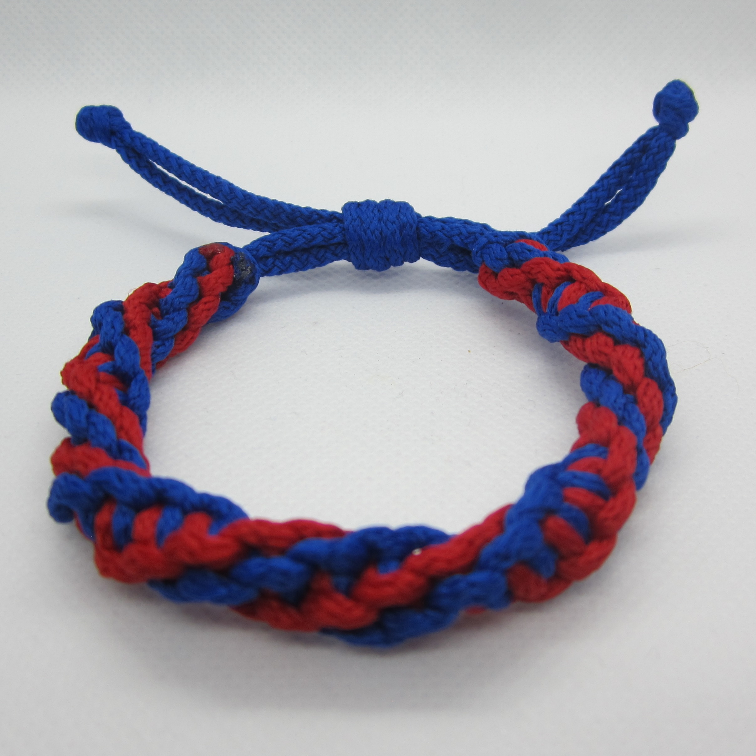 Bracelet macrame blue red